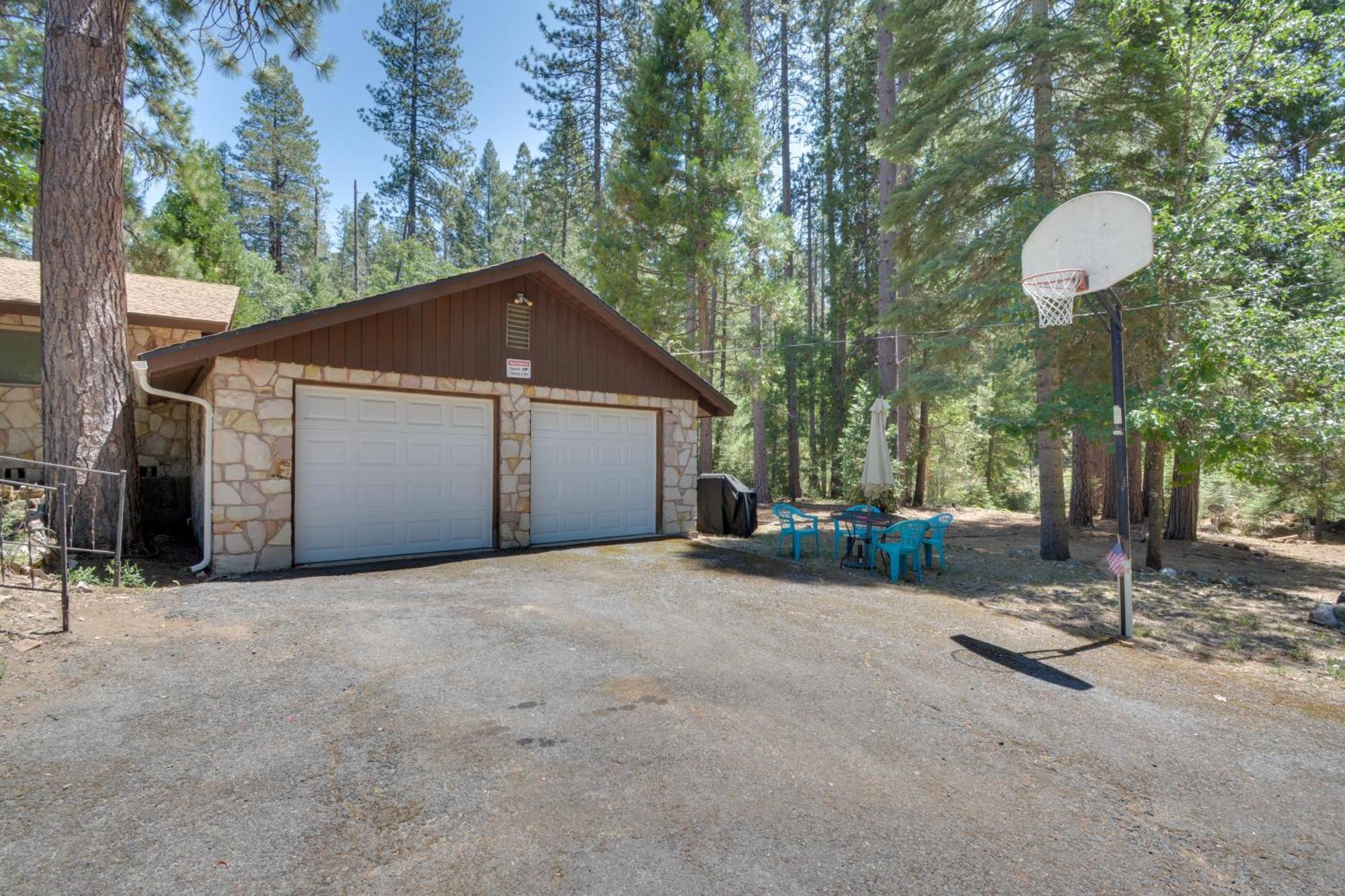 Riverfront Home Near Yosemite National Park! Groveland Esterno foto
